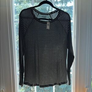 Offline by Aerie Black and White Striped Long Sleeve Tee
